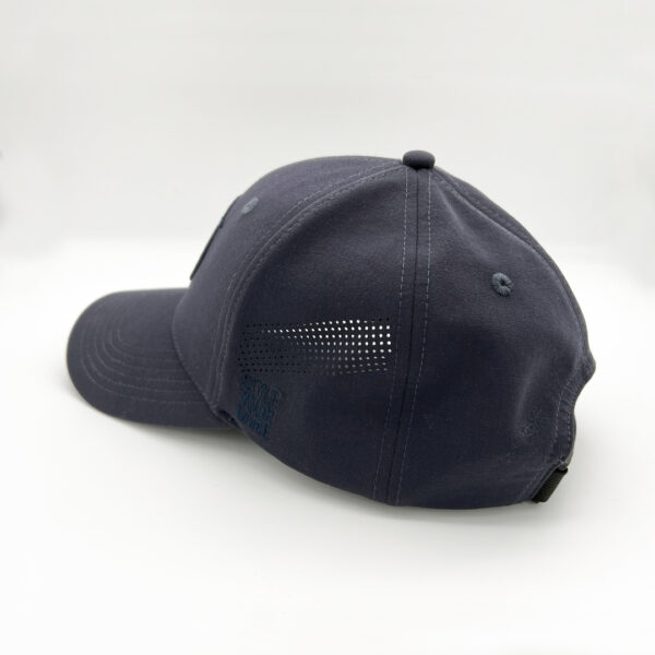BIRDEEZ CAP NAVY 4 1080X1080 AI